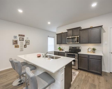 11341 Headwater Court - Photo Thumbnail 15