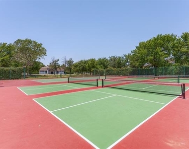 11341 Headwater Court - Photo Thumbnail 31
