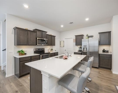 11341 Headwater Court - Photo Thumbnail 13