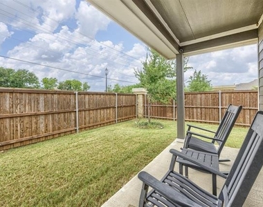 11341 Headwater Court - Photo Thumbnail 23