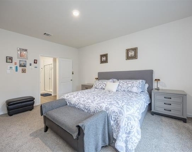 11341 Headwater Court - Photo Thumbnail 6
