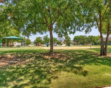 11341 Headwater Court - Photo Thumbnail 28