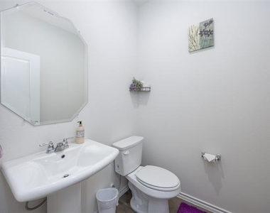 11341 Headwater Court - Photo Thumbnail 4