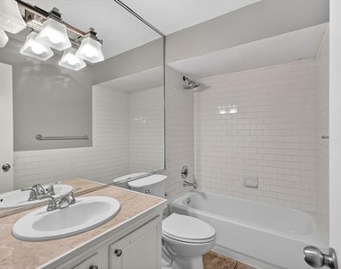 5932 Sandhurst Lane - Photo Thumbnail 22