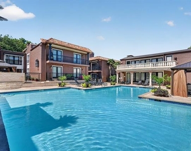5932 Sandhurst Lane - Photo Thumbnail 31