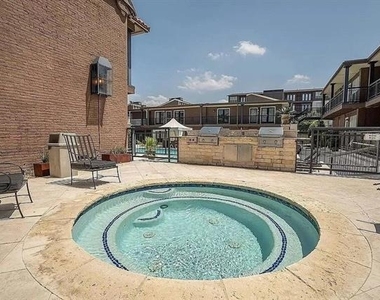 5932 Sandhurst Lane - Photo Thumbnail 33
