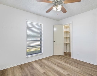 3719 Furneaux Lane - Photo Thumbnail 12