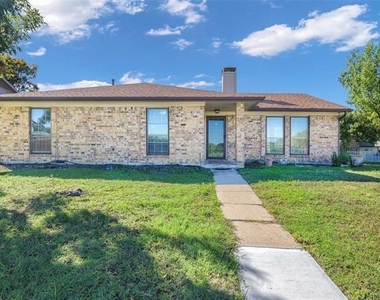3719 Furneaux Lane - Photo Thumbnail 2
