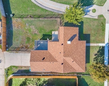 3719 Furneaux Lane - Photo Thumbnail 19