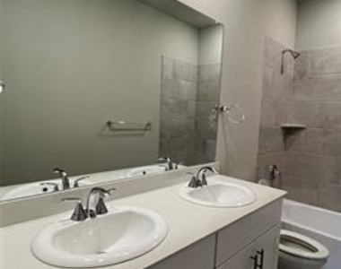 1407 Winters Way - Photo Thumbnail 6