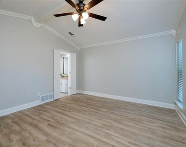 5 Llano Drive - Photo Thumbnail 20