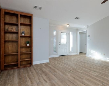 5 Llano Drive - Photo Thumbnail 3