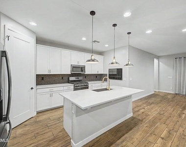 22853 E Estrella Road - Photo Thumbnail 7