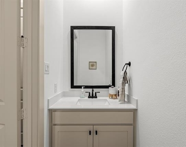 9540 Hedge Street - Photo Thumbnail 20