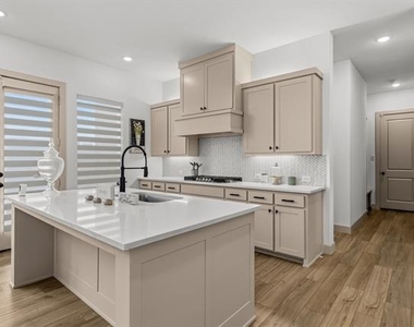 9540 Hedge Street - Photo Thumbnail 15