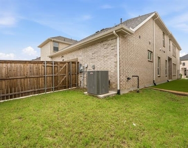 9540 Hedge Street - Photo Thumbnail 38