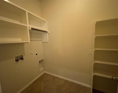 11920 Brownwood Drive - Photo Thumbnail 5