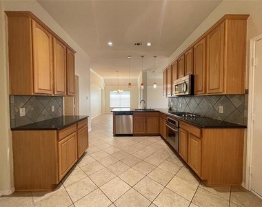 11920 Brownwood Drive - Photo Thumbnail 9