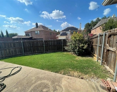 11920 Brownwood Drive - Photo Thumbnail 20