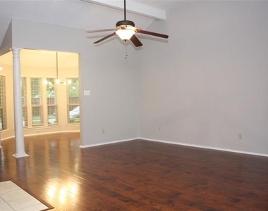 1528 Haven Place - Photo Thumbnail 2