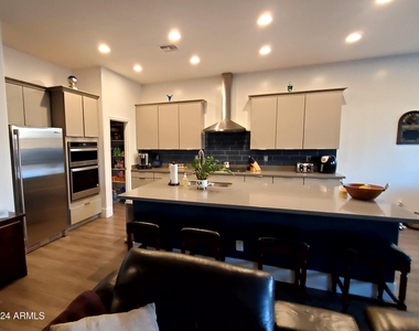 10157 E Strobe Avenue - Photo Thumbnail 2