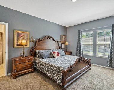 3224 Glazner Drive - Photo Thumbnail 13