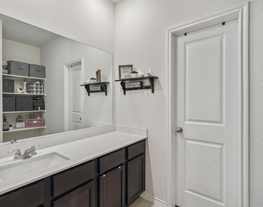 3224 Glazner Drive - Photo Thumbnail 15