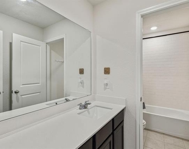 3224 Glazner Drive - Photo Thumbnail 19