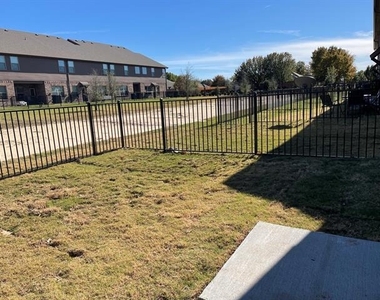 6810 Jade Drive - Photo Thumbnail 23