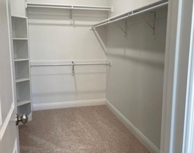 6810 Jade Drive - Photo Thumbnail 18
