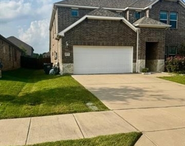 472 Rock Creek Drive - Photo Thumbnail 1