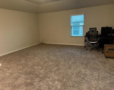 472 Rock Creek Drive - Photo Thumbnail 24