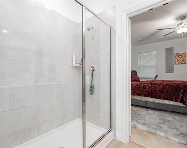 1034 Manuel Drive - Photo Thumbnail 18