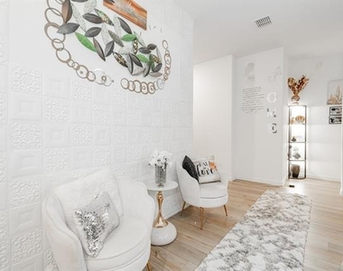 1034 Manuel Drive - Photo Thumbnail 11