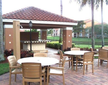 7896 Sonoma Springs Circle - Photo Thumbnail 14