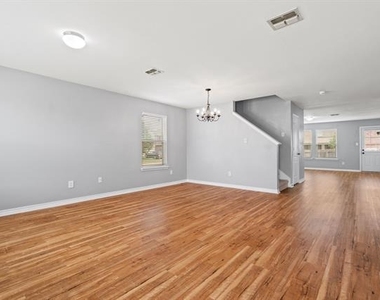 14801 Whispering Court - Photo Thumbnail 3