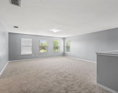 14801 Whispering Court - Photo Thumbnail 13