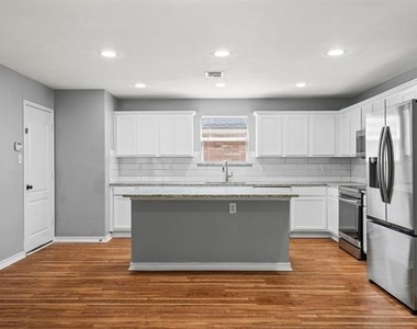 14801 Whispering Court - Photo Thumbnail 11