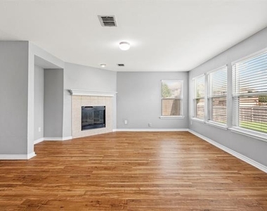 14801 Whispering Court - Photo Thumbnail 8