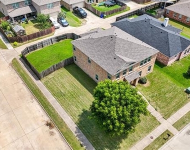 14801 Whispering Court - Photo Thumbnail 1