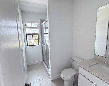 10676 Nw Wilgrove Lane - Photo Thumbnail 9