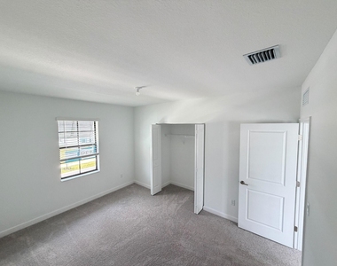 10676 Nw Wilgrove Lane - Photo Thumbnail 8