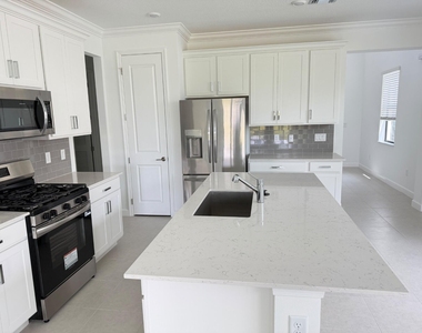 10676 Nw Wilgrove Lane - Photo Thumbnail 3