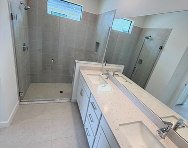 10676 Nw Wilgrove Lane - Photo Thumbnail 10