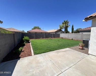 2849 W San Carlos Lane - Photo Thumbnail 31