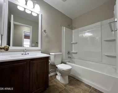 2849 W San Carlos Lane - Photo Thumbnail 17