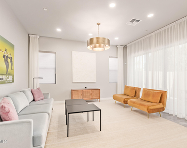 2645 E Osborn Road - Photo Thumbnail 4