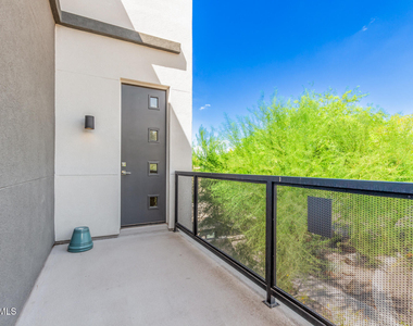 2645 E Osborn Road - Photo Thumbnail 34