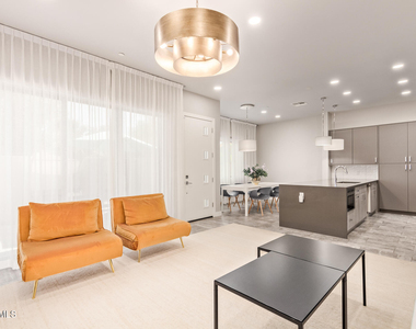 2645 E Osborn Road - Photo Thumbnail 5