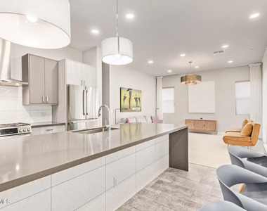 2645 E Osborn Road - Photo Thumbnail 10